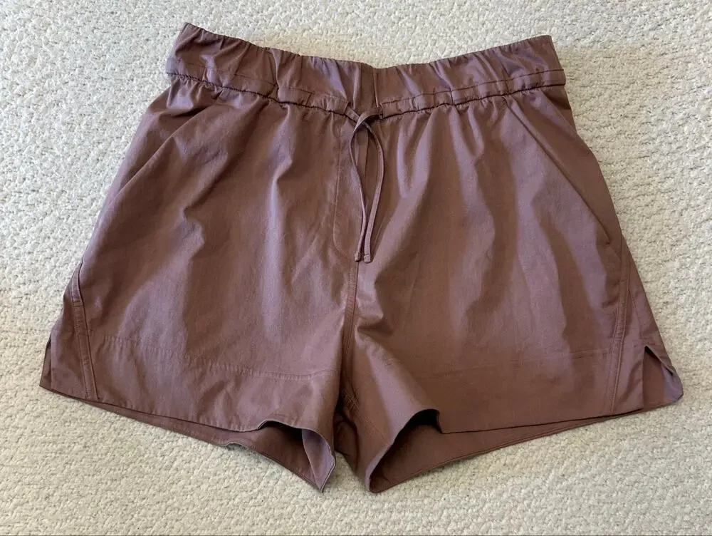 Lululemon Cinchable Waist High-Rise Woven Short 3.5” Medium